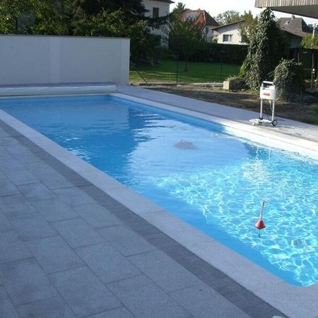 Wickelrolle bei geöffnetem Becken